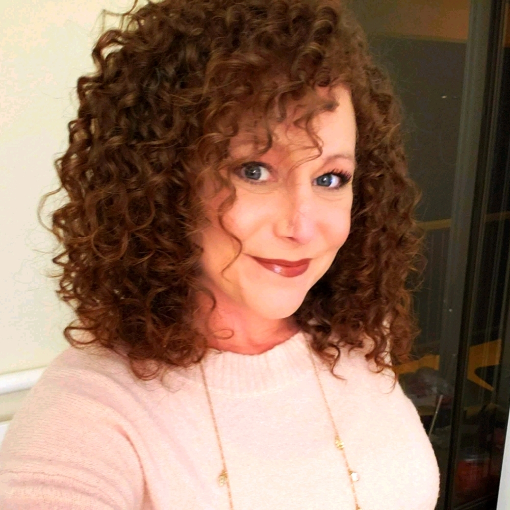 Meet your Posher, Michele